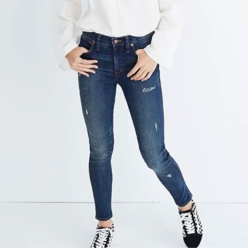 Madewell 9" High-Rise Skinny Jeans: Distressed Size 26